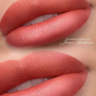 Red Strawberry - Labios