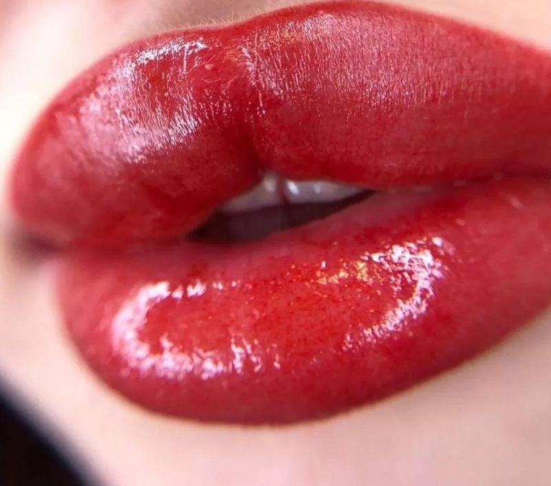 LABIOS-RED STAWBERRY